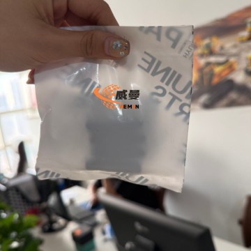 The Original OEM XKDE-00391 Stud 0.1kgs for Hyundai R260LC9S, R360LC9, R430LC9, RD220-7, RD220LC9